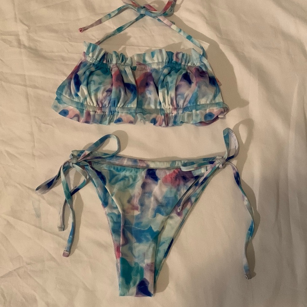 2-Piece Swimsuit by Romwe Size XS